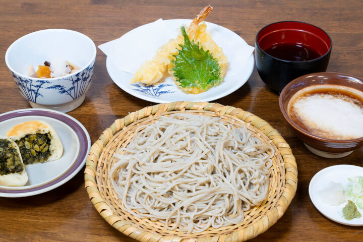 そば定食・戸隠